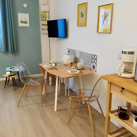 Apartment Et Centre Equestre A *